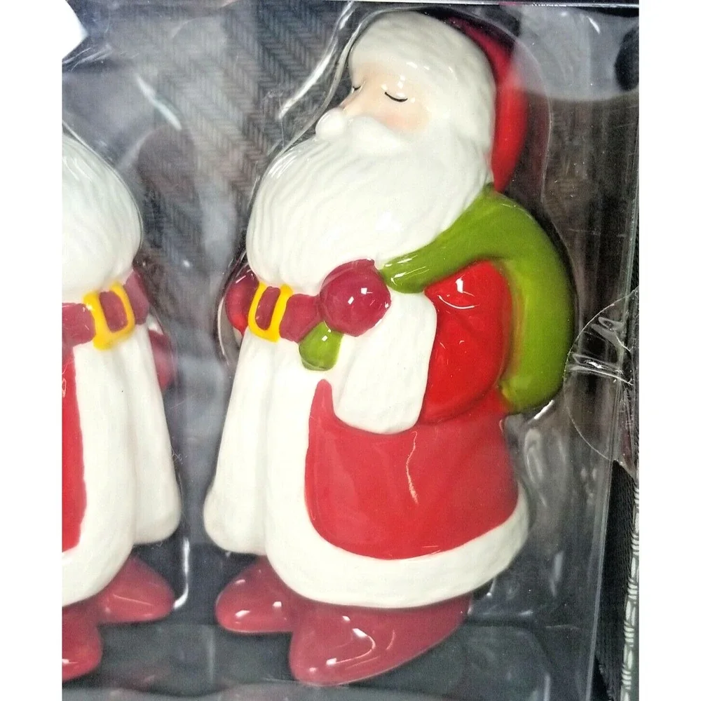 Santa Claus Salt and Pepper Shaker Christmas Holiday Set Decor New